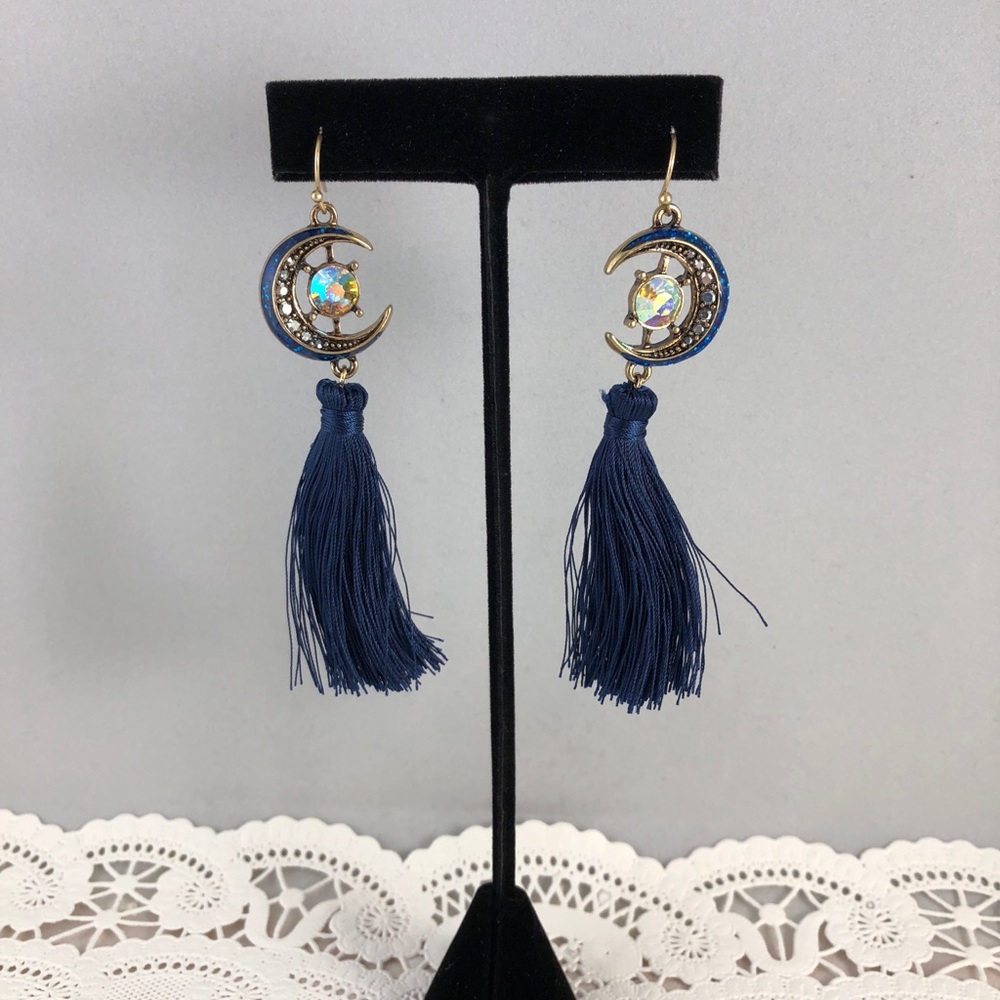 Moonlight and Stars shimmer in the night w/tassels